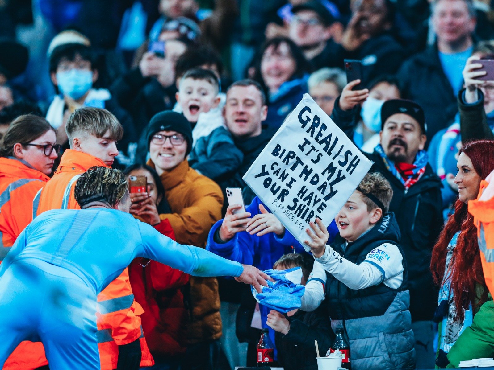 凭借稳定的 凭借稳定的